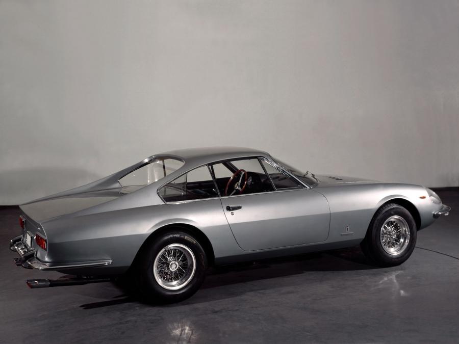 Ferrari 330 GTC Speciale 1967 года  (фото 2 из 5)
